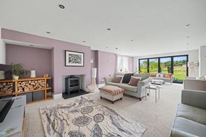 Sitting room- click for photo gallery